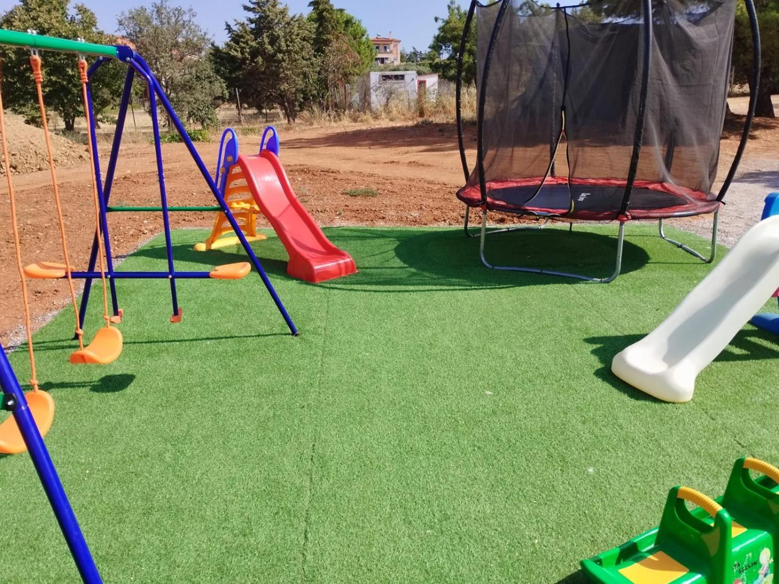 אלכסנדרופולי Black N' White Cozy Housegarden מראה חיצוני תמונה