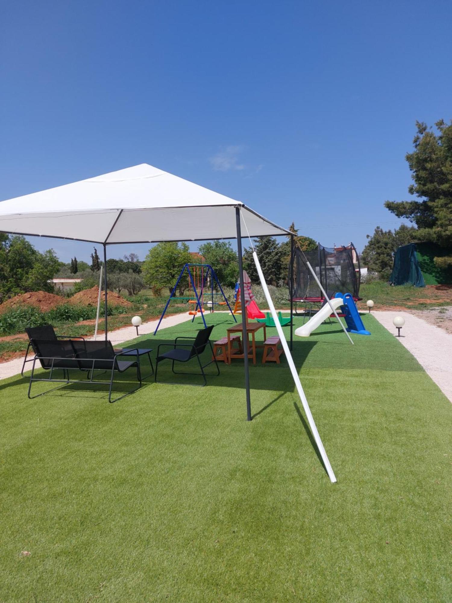 אלכסנדרופולי Black N' White Cozy Housegarden מראה חיצוני תמונה